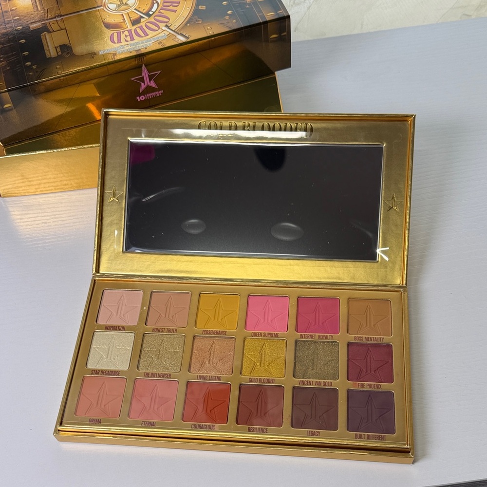 Gold Blooded Jeffree Star Cosmetics - Picture 3 of 5